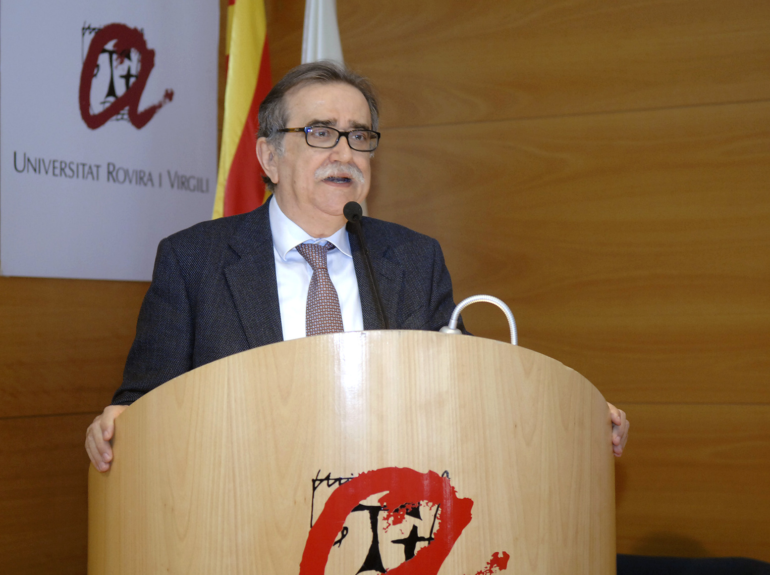 El periodista Josep Maria Martí ha pronunciat una conferència sobre la “Comunicació creativa i innovació en la societat-xarxa”. 