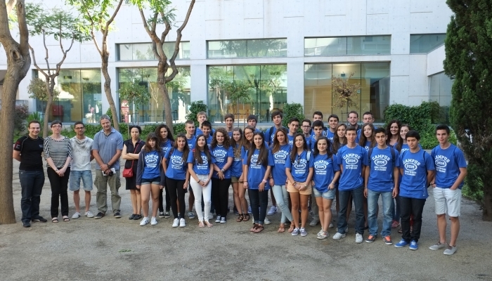 Fotografia de grup dels alumnes de batxillerat que participen al primer torn dels Campus d'enguany.