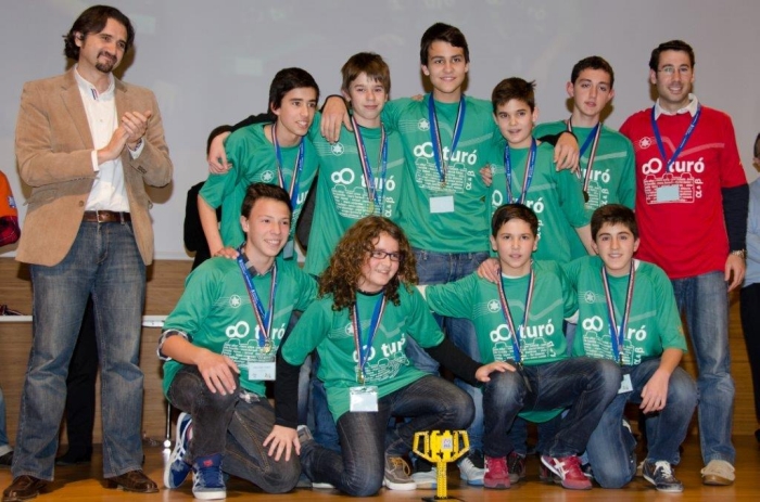 El grupo ganador, 'Turó Alfa', del colegio Turó de Constantí.