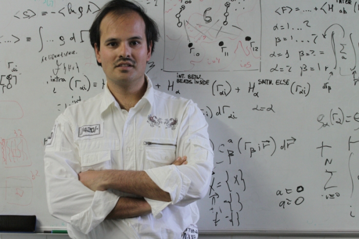 Vladimir Baulin es investigador de la Escuela Técnica Superior de Ingeniería Química (ETSEQ) de la URV.