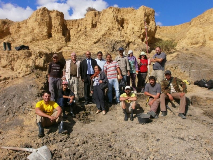 Membres de l'equip de la campanya d'excavació.