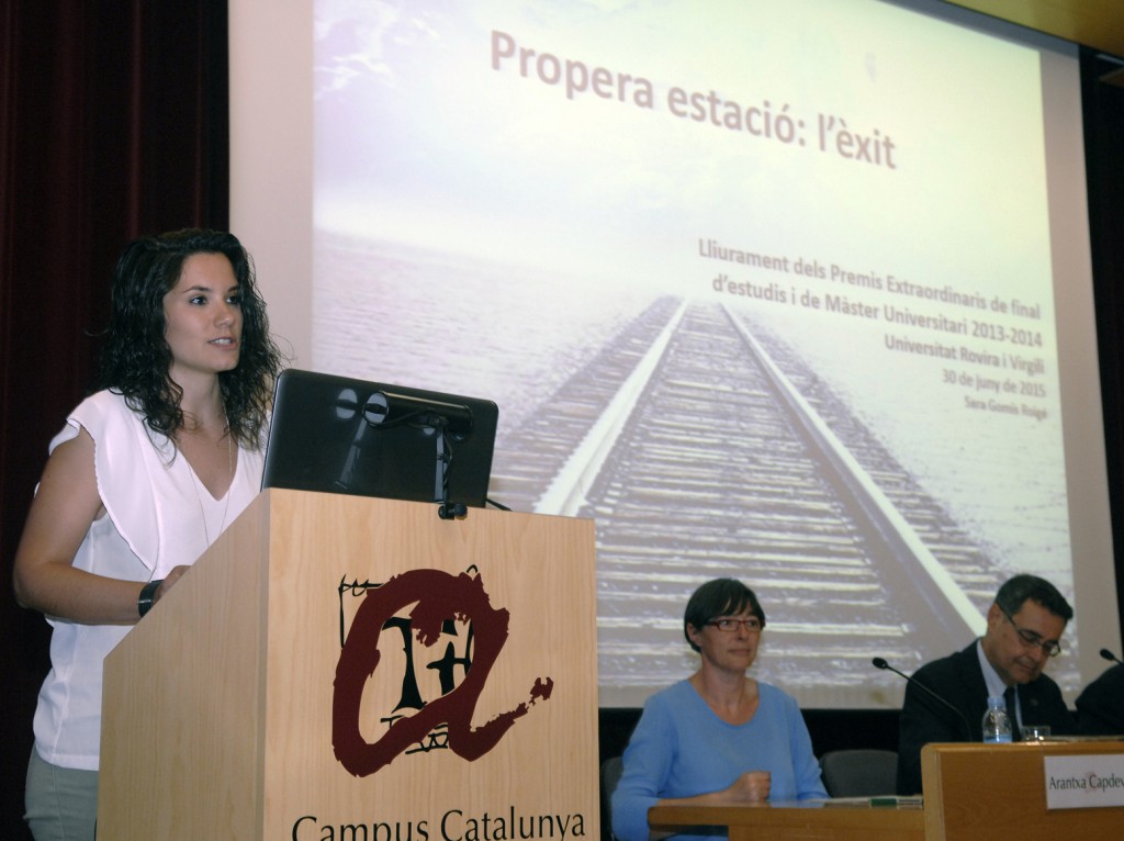 Sara Gomis, durant la conferència.