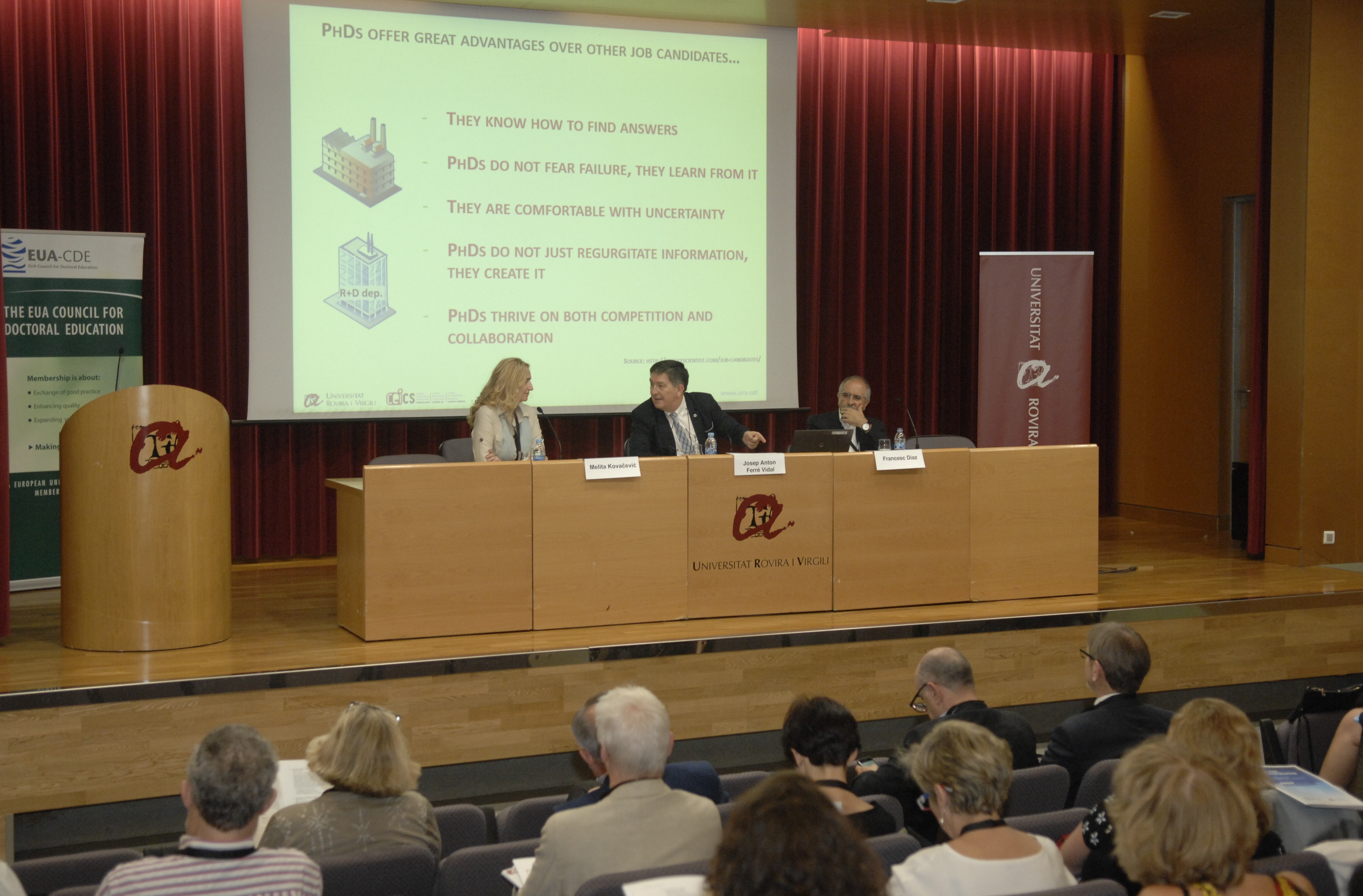 Melita Kovacevic, Josep Anton Ferré i Francesc Díaz, durant la sessió inaugural (fotos EUA-FURV).