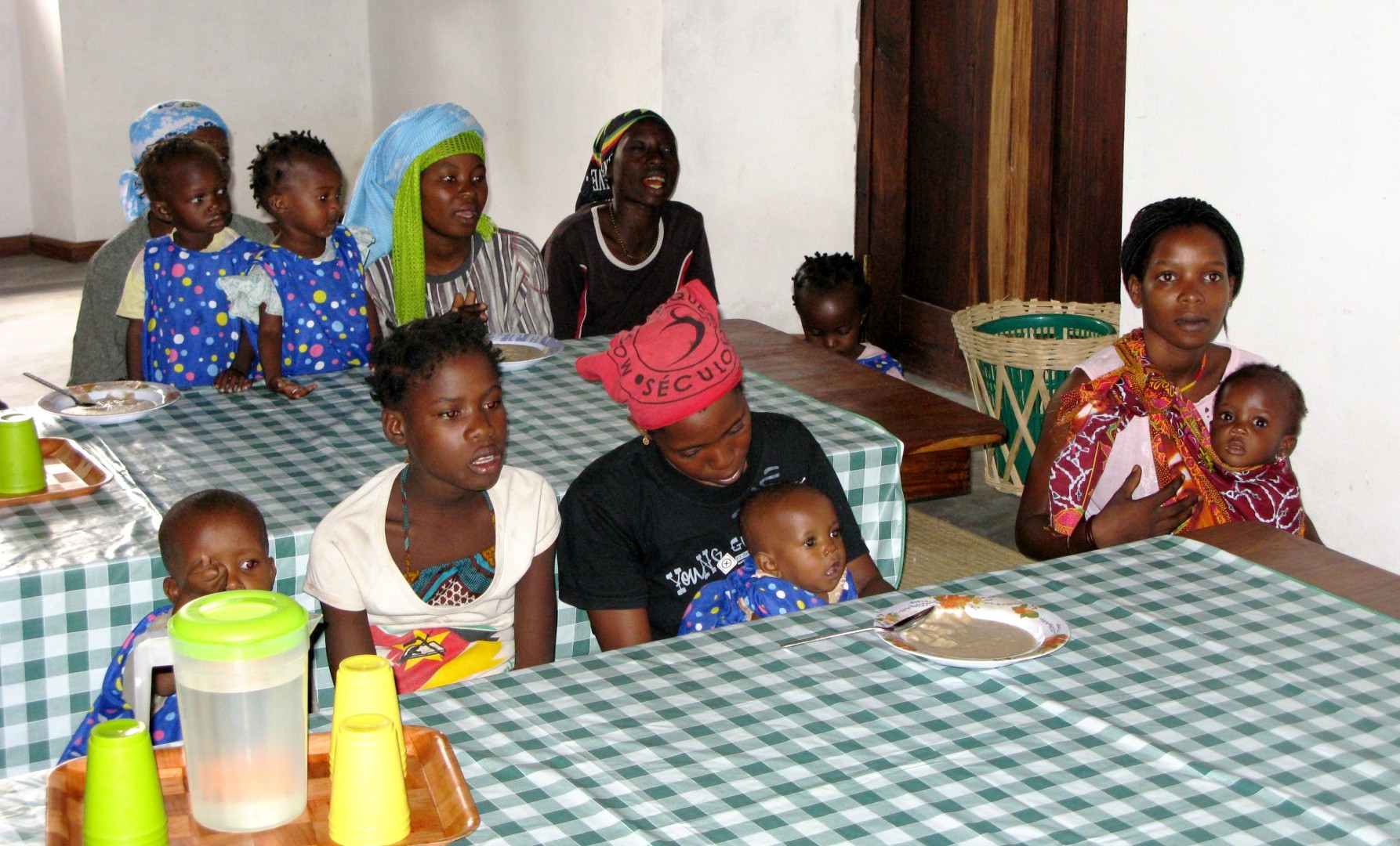 El programa també va incloure una campanya educativa per a mares i cuidadors.