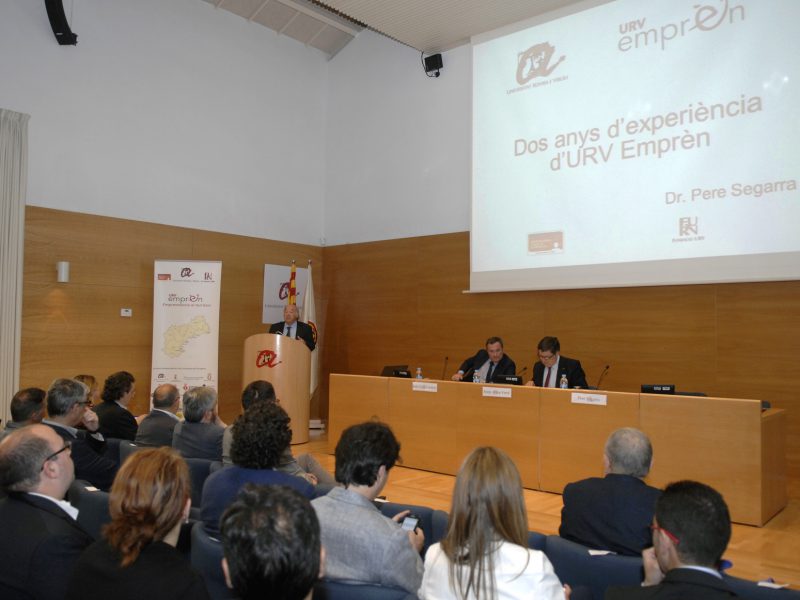 Pere Segarra va repassar l'activitat d'URV Emprèn des de la seva creació, l'any 2014.