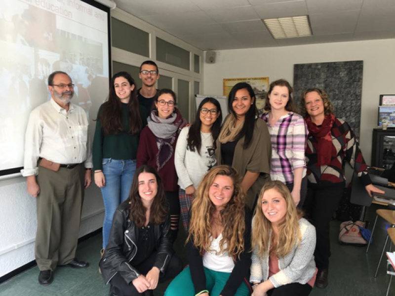 Group of American and Catalan students during the workshop given by professor Neus Lorenzo