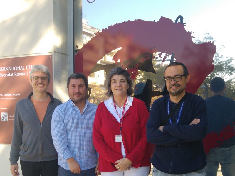 De izquierda a derecha, Jan Gonzalo, Arturo Vallejo, Susana de Llobet y Jordi Farré durante la visita al Centro Internacional