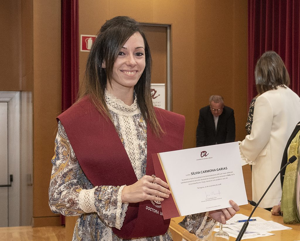 La Profesora S lvia Carmona Gana El Premio Del Instituto Nacional De La Profesora S lvia Carmona Gana El Premio Del Instituto Nacional De