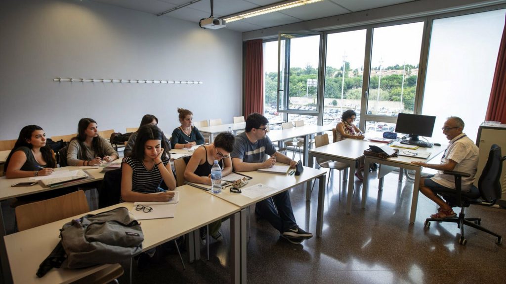 classe de quart de filologia catalana de la universitat rovira i virgili 2019