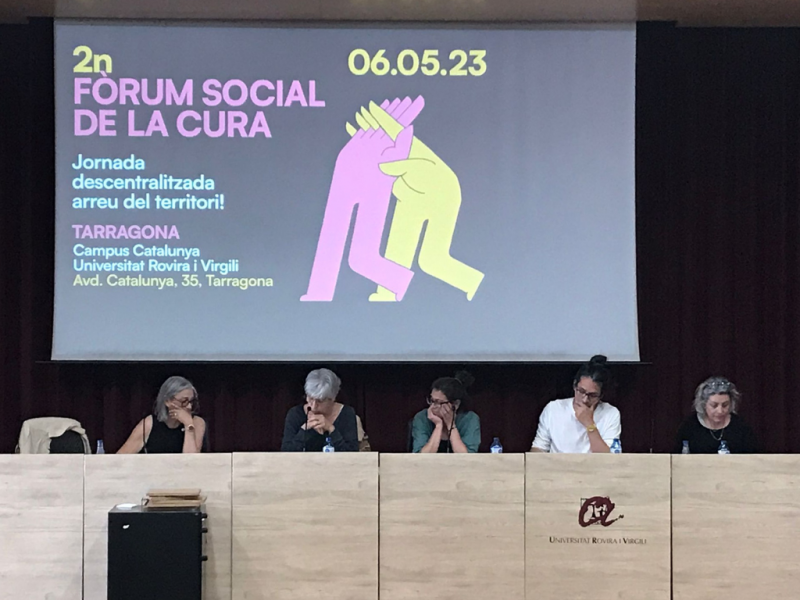Un moment del 2n Fòrum Social de la Cura, a l'Aula Magna del campus Catalunya.
