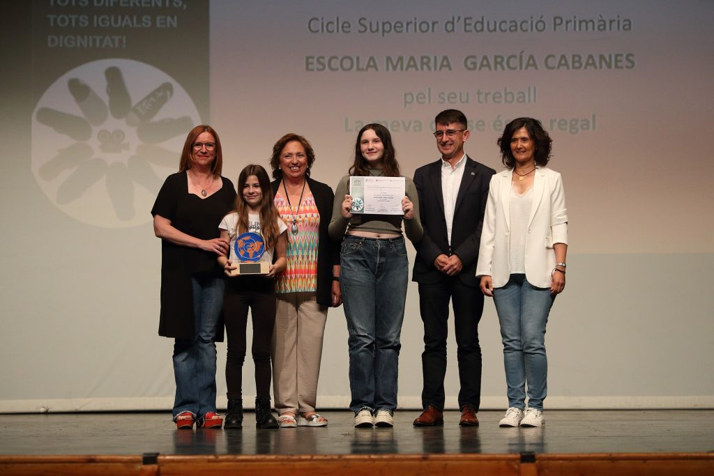 Premi Federico Mayor Zaragoza. Escola Maria Garcia Cabanes (L'Aldea), segon premi de la categoria Cicle superior d'Educació Primària.