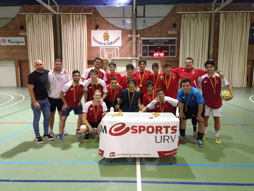 L'equip del campus Sescelades, vencedor de la Lliga Universitària de Futbol Sala de la URV.