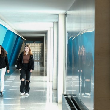 Passadís de la Facultat de Turisme i Geografia