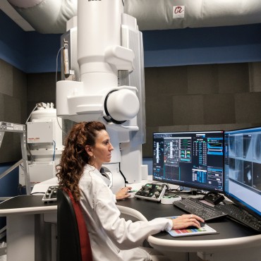 Microscopi electrònic de transmissió d’alta resolució de la Plataforma Nanotecnològica CatSud