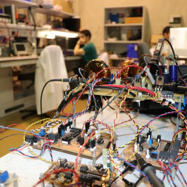 Laboratori d'enginyeria elèctrica, electrònica i automàtica
