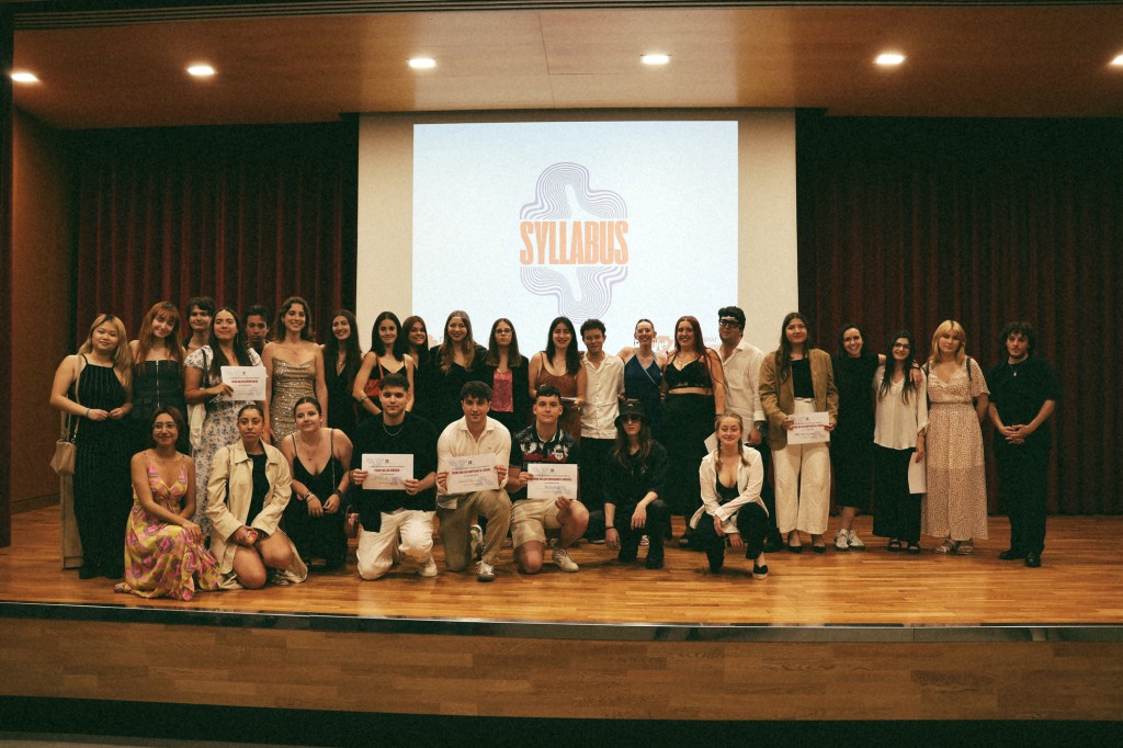 Estudiants de 3r de Comunicació Audiovisual participants i organitzadors dels Premis Syllabus.