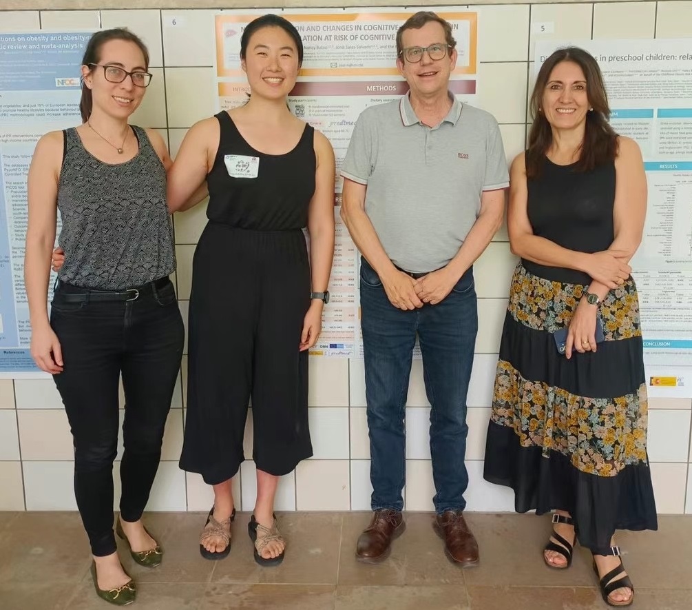 D'esquerra a dreta, Stephanie K. Nishi, Jiaqi Ni, Jordi Salas Salvadó i Nancy Babio, que han participat a l'estudi.