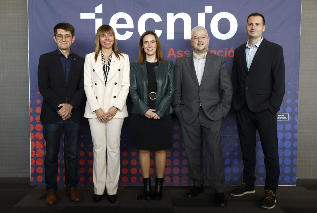 Congrés TECNIO 2025, representants de l'administració, de la URV i de l'associació TECNIO