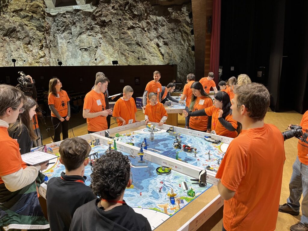 Imatge de la celebració de la First Lego League 2025.