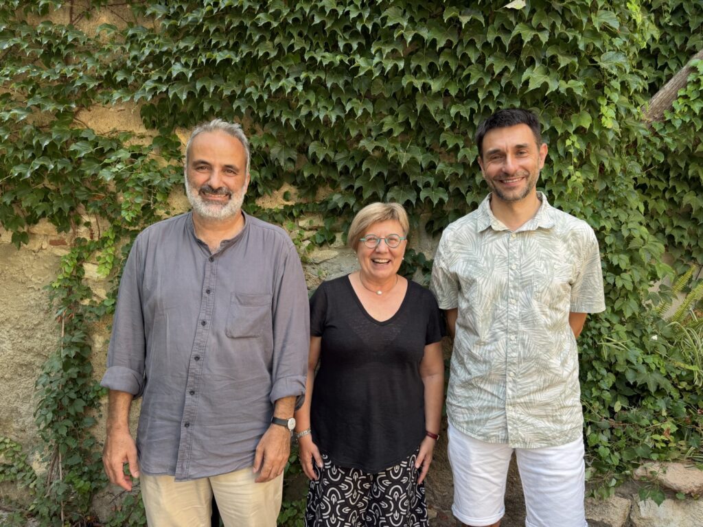 D'esquerra a dreta, XXXX, Mercè Gisbert i Jordi Duch, investigadors de la URV que han participat a la recerca.