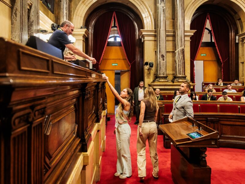 Simulació de la sessió constitutiva del Parlament en la setmana del Parlament Universitari.