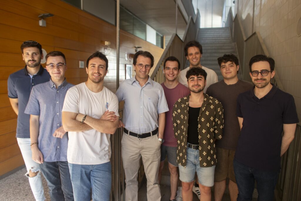 Alguns dels integrants del grup de recerca CloudLab de la URV.